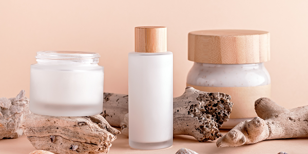 Tendances cosmétiques naturelles : Les innovations à ne pas manquer cette saison