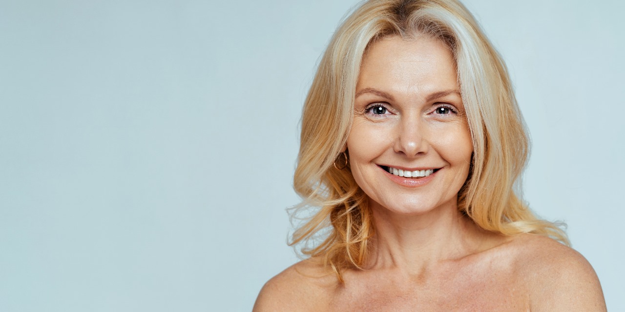 Sublimez votre peau mature : Les secrets des cosmétiques naturels anti-âge