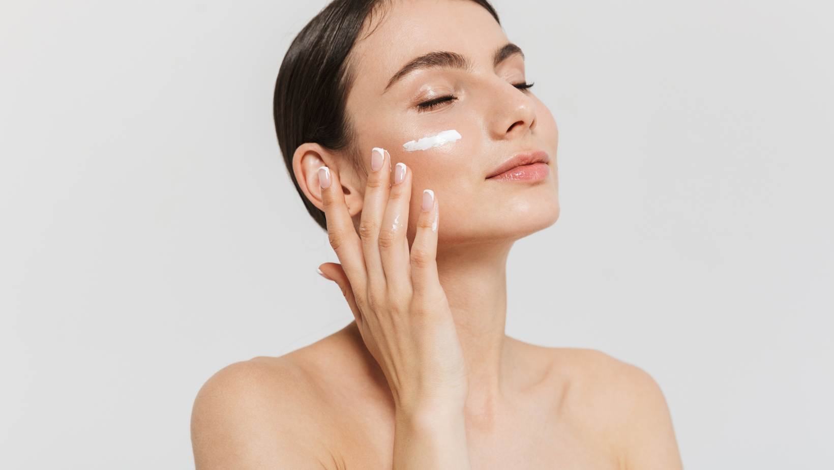 Routine de soins du visage 101 : Naturellement belle du matin au soir